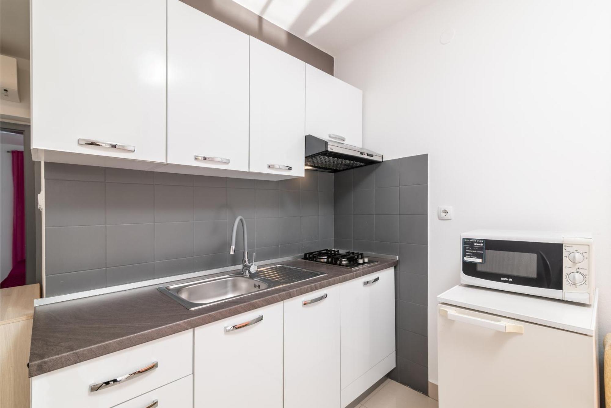 Apartments With A Parking Space Rabac, Labin - 6464 ภายนอก รูปภาพ